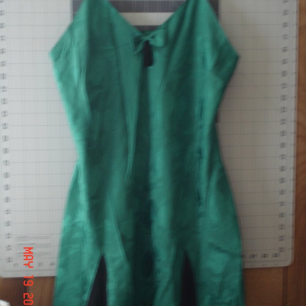 Women's Victoria's Secret Nightgown Emerald Green Spaghetti Strap Large Tassel